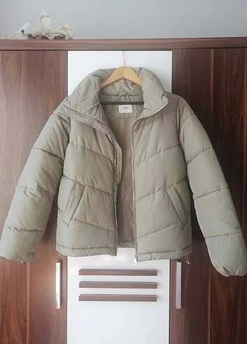 Colins marka şişme mont