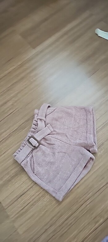 18-24 Ay Beden Kemerli şort