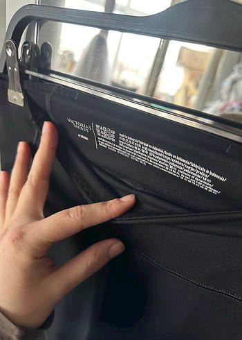 Siyah Kadın Spor Tayt Velcro Detaylı - Görsel 2