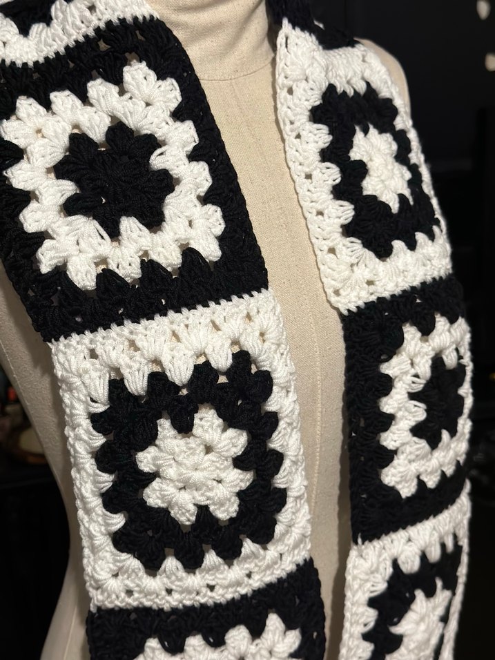 Bohem Örgü Kadın Şal Siyah Beyaz - Görsel 2