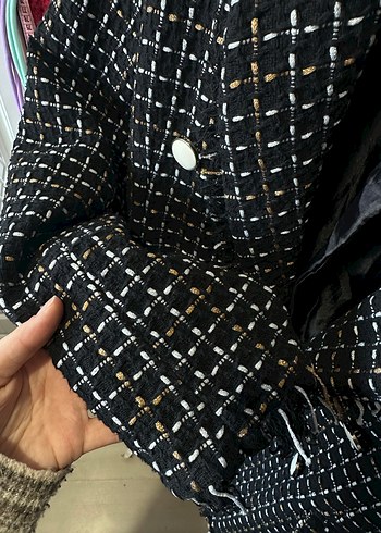 Düğmeli Siyah Desenli Midi Blazer - Görsel 3
