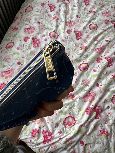 Beden Estee lauder makeup bag