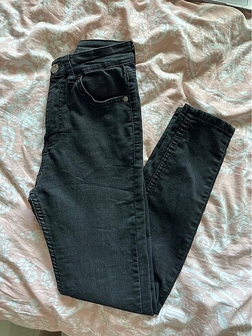 Siyah canna jean