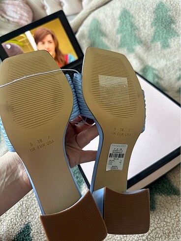 Bershka Primark mavi topuklu????????