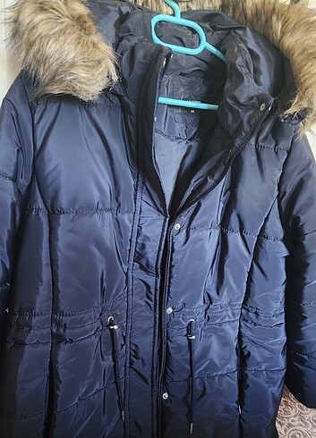 44 Beden lacivert Renk Kürk detaylı şişme mont
