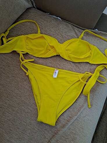 Penti sarı bikini takımı