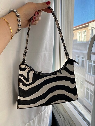 Beden Zebra Kol Çanta