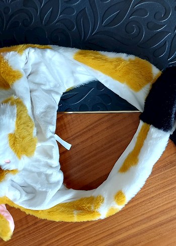 Sarı Batik Desenli Kürklü Kedi Kıyafeti - Görsel 2