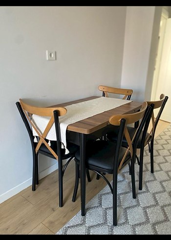 Pierre Cardin Ahşap Mutfak Masası