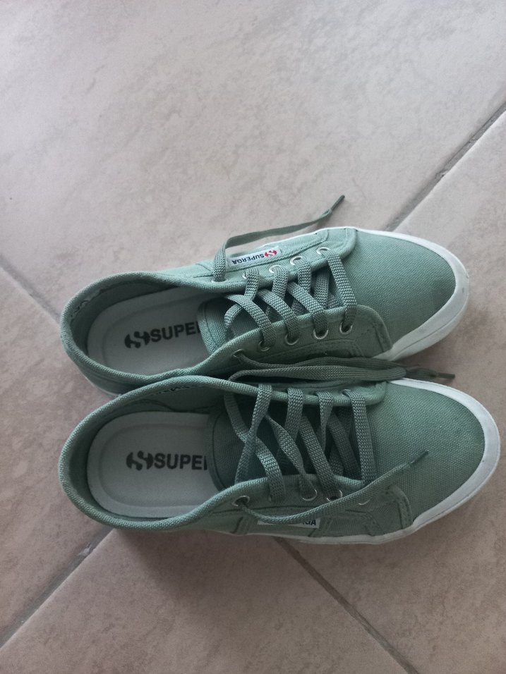 Yeşil Düz Taban Kadın Spor Ayakkabı - Görsel 2