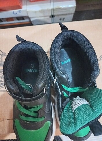 Hulk karakterli ışıklı erkek cocuk spor bot convers - Görsel 5