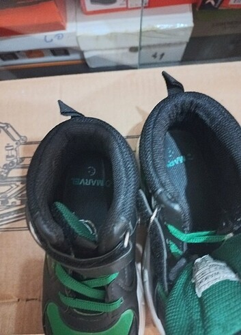 Hulk karakterli ışıklı erkek cocuk spor bot convers - Görsel 8