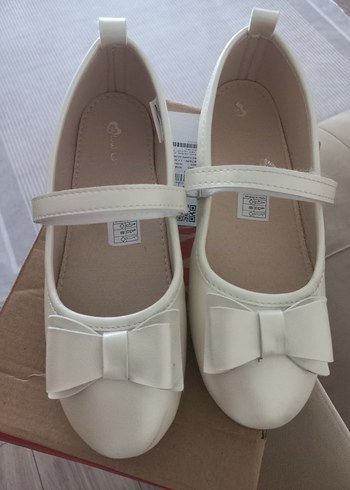 Kız Çocuk Beyaz Fiyonk Detaylı Babet - Görsel 8