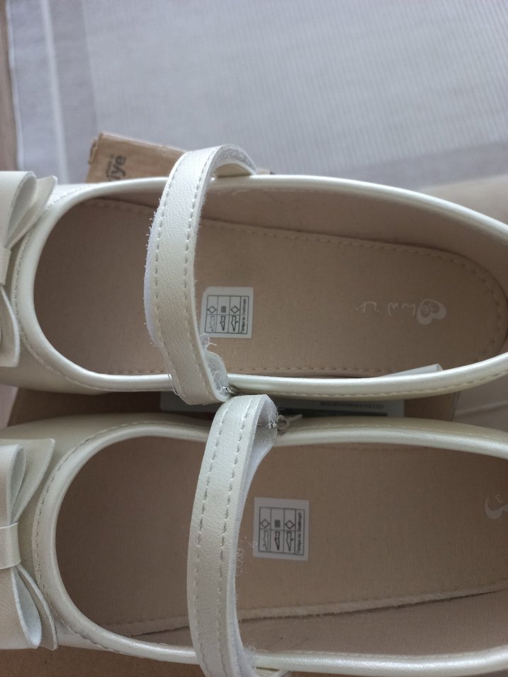 Kız Çocuk Beyaz Fiyonk Detaylı Babet - Görsel 4