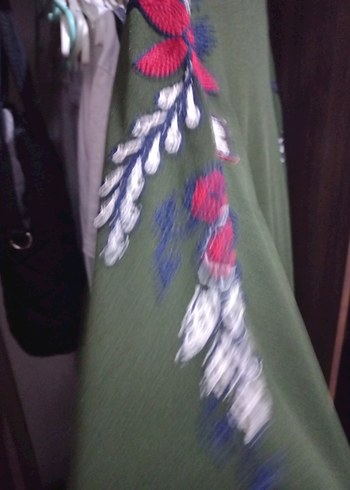 Nakışlı Kemerli Haki Uzun Elbise - Görsel 8