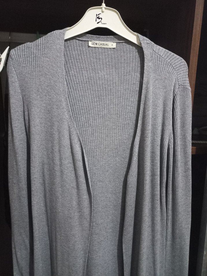 Gri Uzun Kollu Piliseli Kadın Hırka - Görsel 2