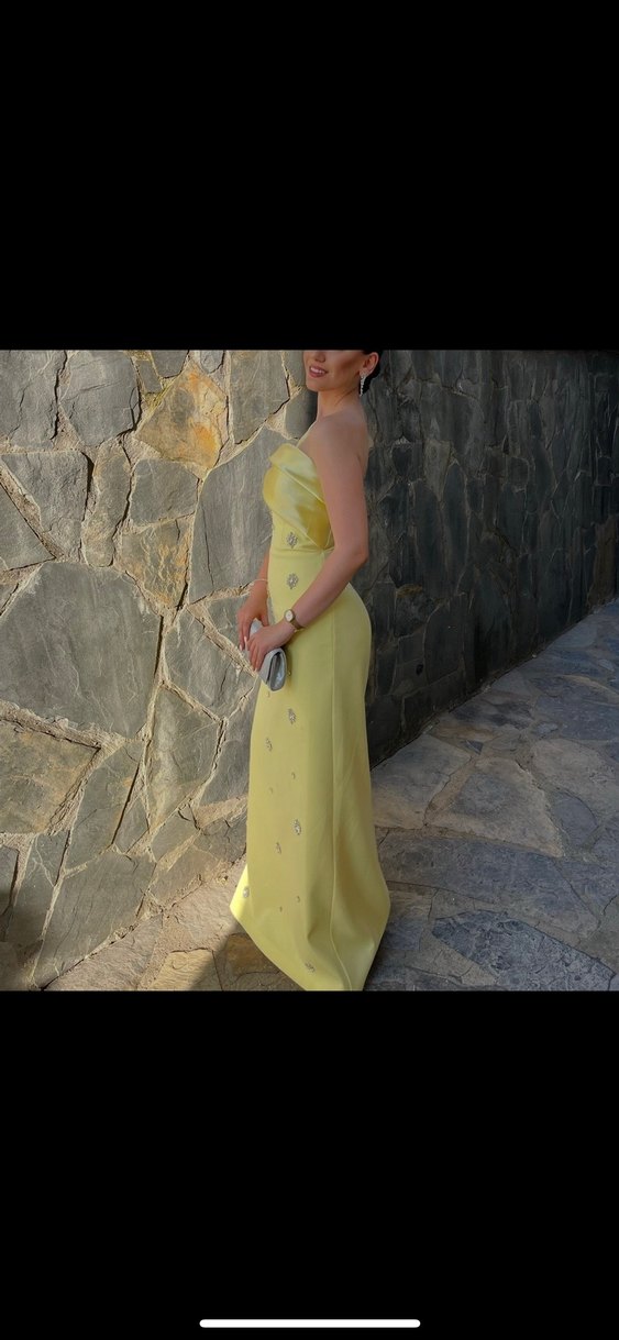 Sarı Drapeli Straplez Uzun Abiye Elbise - Görsel 4