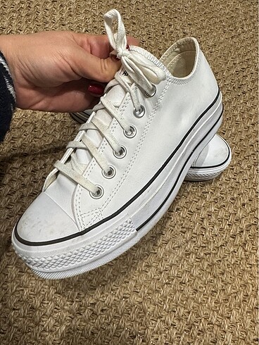 37,5 Beden beyaz Renk Converse