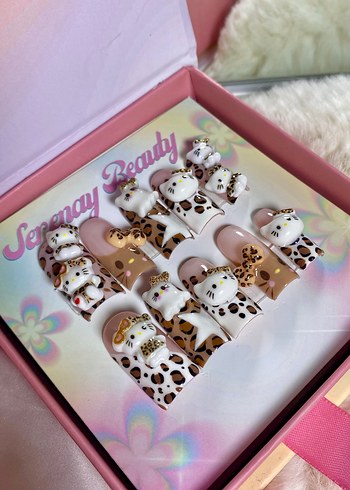 Beyaz Leopar Desenli Tırnak Süslü tırnak - Görsel 2