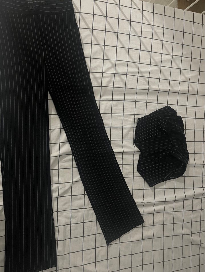 çizgili takım - Görsel 2