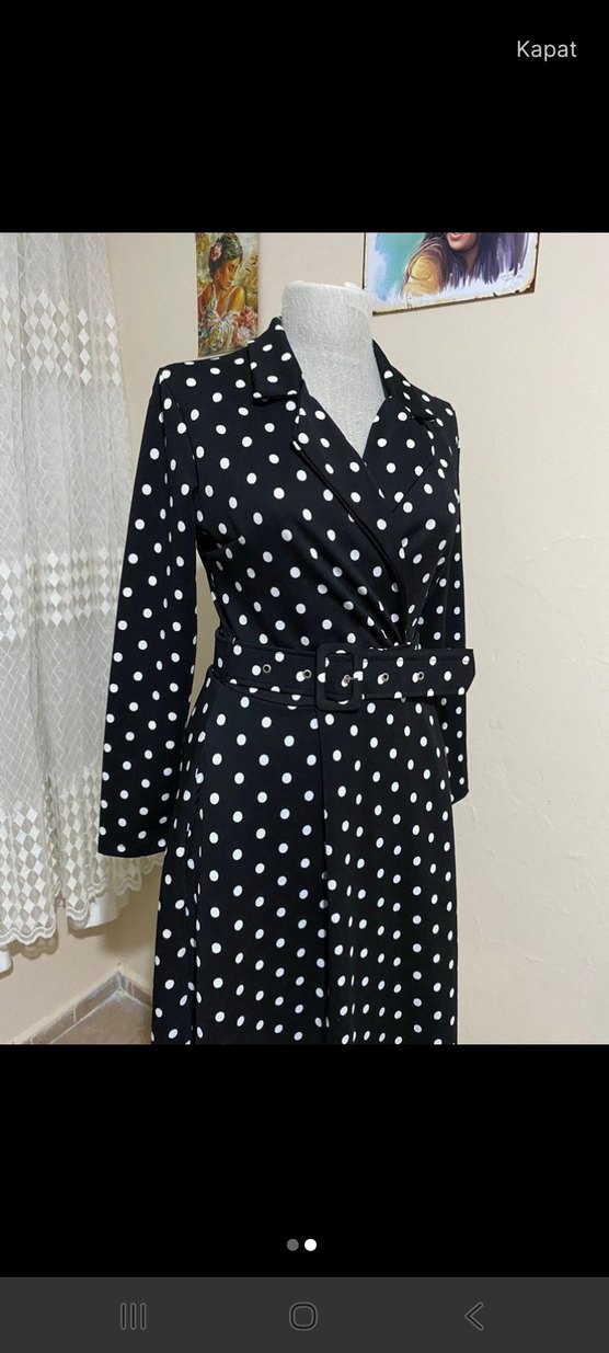 Puantiye Desenli Siyah Uzun Elbise - Görsel 2