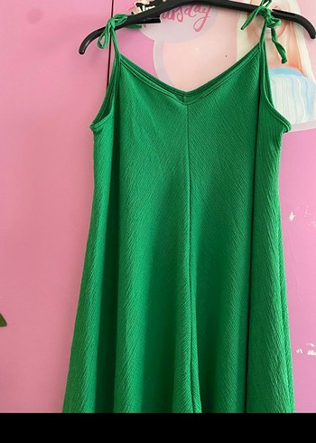 Yeşil Drapeli Askılı Uzun Elbise - Görsel 2