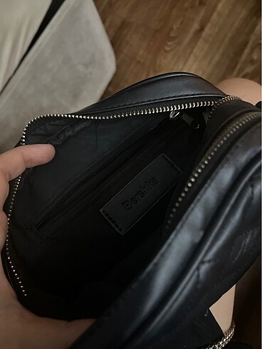 Beden Bershka çanta