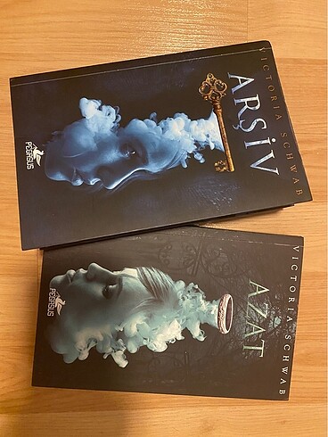 Arşiv Serisi, Arşiv - Azat, Victoria Schwab, Pegasus Yayınları