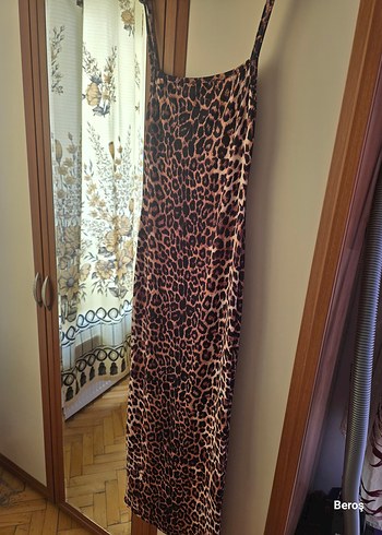 Leopar Desenli Uzun Askılı Elbise 1 DEFA GİYİLDİ - Görsel 3