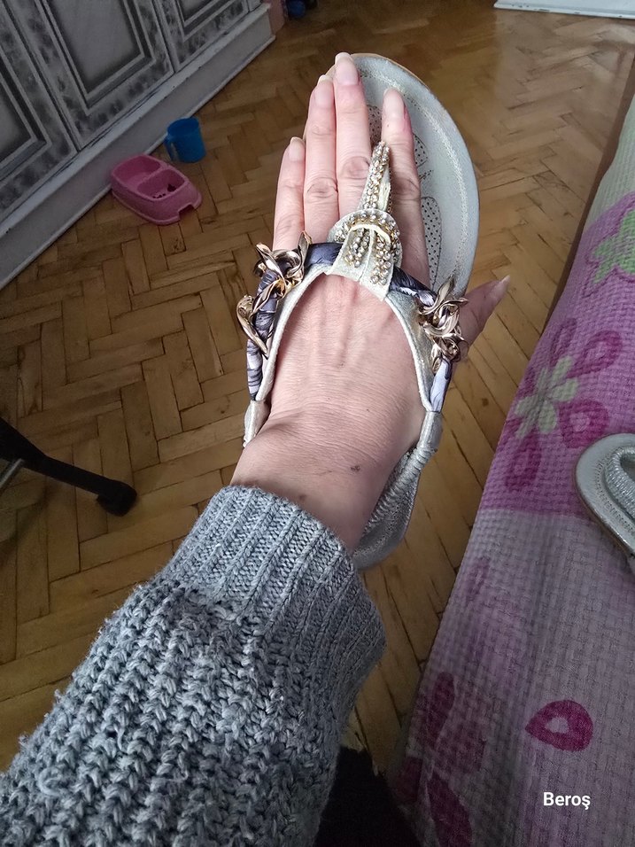 Gri,Taşlı, Zincirli parmak arası sandalet - Görsel 4