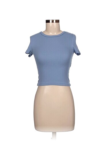 Zara T-shirt %70 İndirimli.