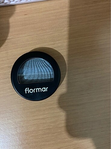 Flormar Mono Eye Shadow 02 Satin Grey