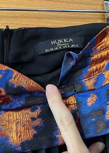 38 Beden Hukka Piliseli Siyah Uzun Etek