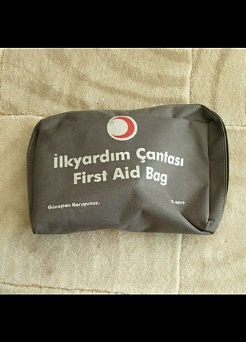 İlk yardım çantası 