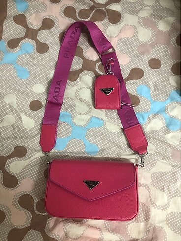 prada canta