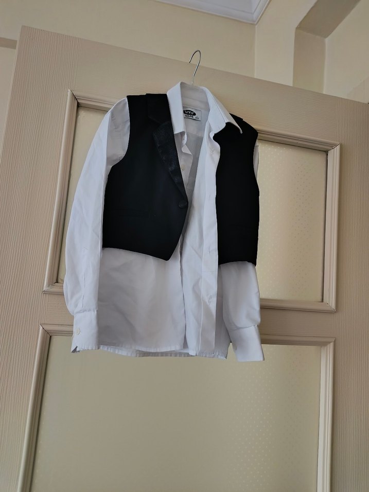 Düğmeli Siyah Kolsuz Tuxedo Yelek - Görsel 2