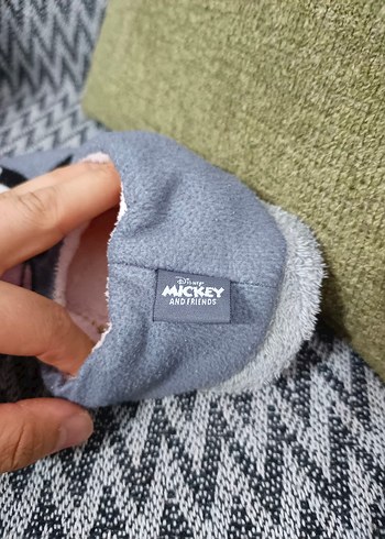 Gri Kız Çocuk Nakışlı Sıcak Terlik - Görsel 6