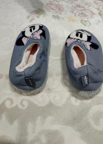 Gri Kız Çocuk Nakışlı Sıcak Terlik - Görsel 4