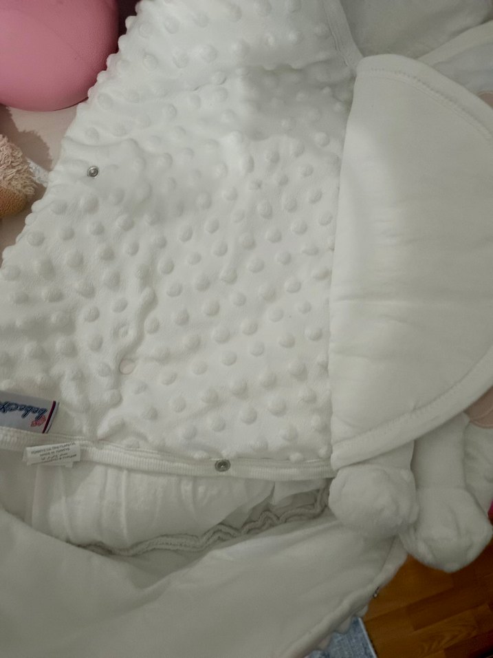 Beyaz Nakışlı Bebek Battaniyesi - Görsel 5