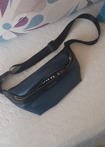 Kemerli Koyu Mavi Kadın Çapraz Çanta