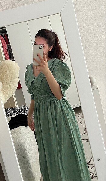 Yeşil elbise