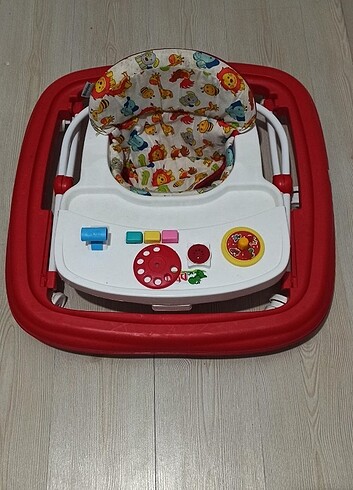 Bebek yürüteç arabası 