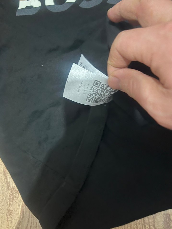 BOSS Siyah Baskılı Erkek Tişört Orjinal 9 yaş için - Görsel 4