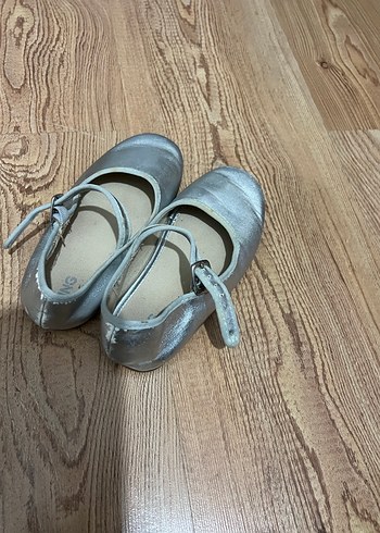 Mango 27 numaraKemerli Gri Kız Çocuk Babet Ayakkabı - Görsel 2