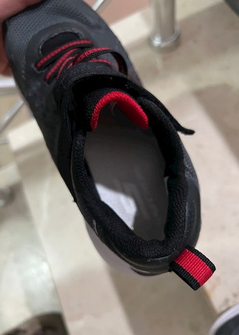 Skechers 34 numara orjiErkek Çocuk Siyah Gri Günlük Spor - Görsel 4