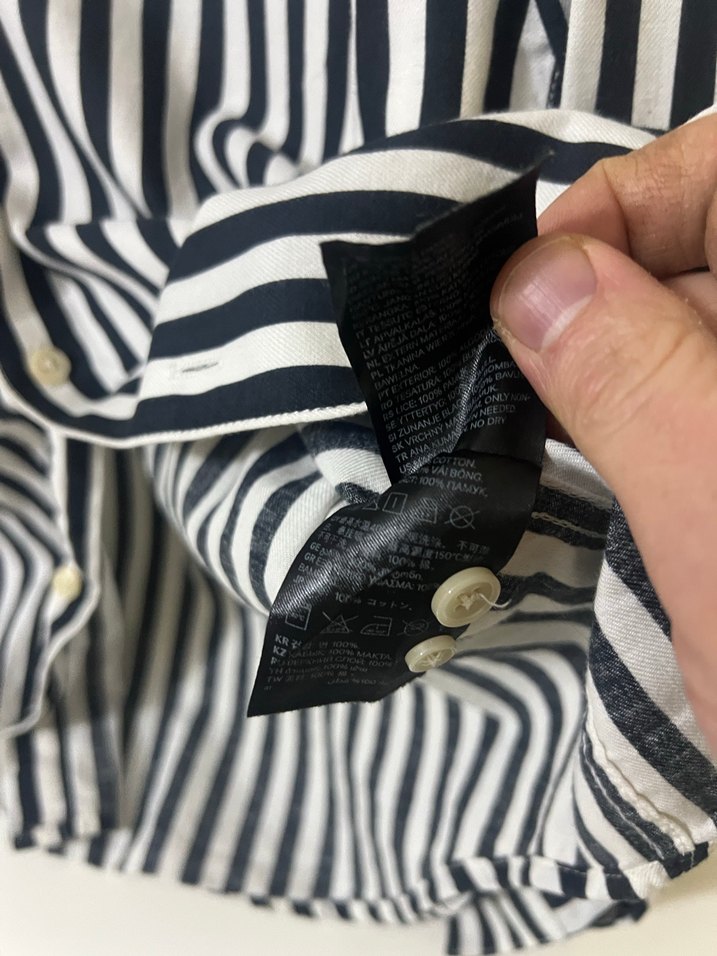 H&M Düğmeli Siyah Beyaz Çizgili Erkek Gömlek - Görsel 3