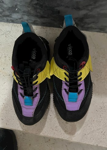 ViccoRenkli Bağcıklı ve Cırtcırtlı Stiletto Topuklu Spor Ayakkab - Görsel 2