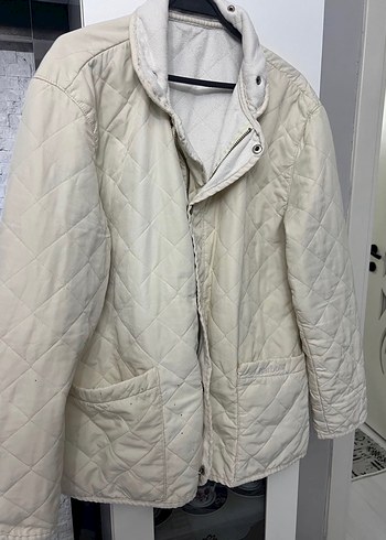 Barbour Barbuor Kadin Beyaz Dugmeli Midi Ceket Lekesi Mevcut