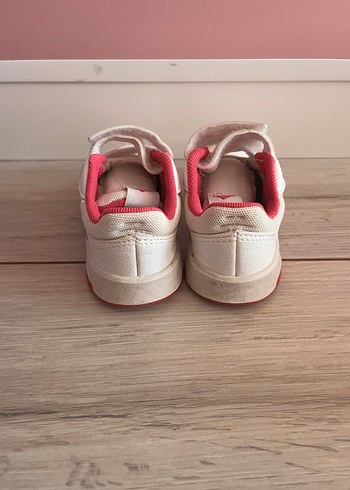 Adidas Kız Çocuk Beyaz Cırt Cırtlı Spor Ayakkabı - Görsel 3