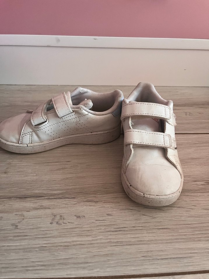 Adidas Kız Çocuk Beyaz Cırt Cırtlı Spor Ayakkabı - Görsel 3